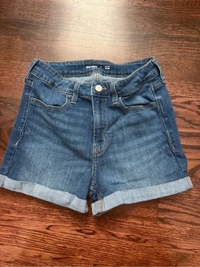 Old Navy Women's Blue Denim Roll-Cuff Shorts